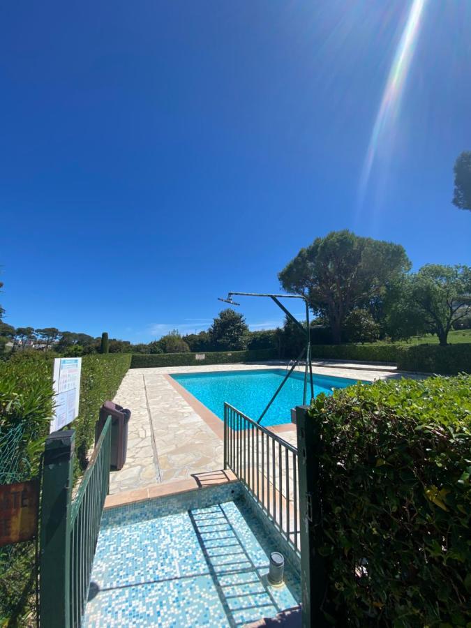 Le Maya - Studio Avec Piscine Antibes Ngoại thất bức ảnh